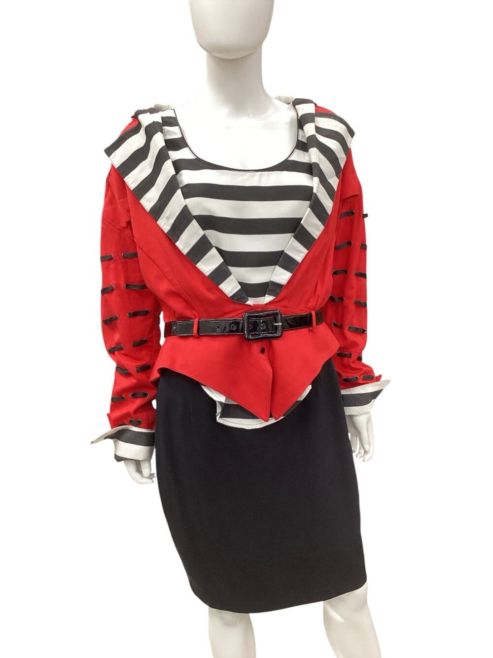Vintage IIF Jacket Women’s SZ S Leather Belt Included Funky Arms With Ties Red